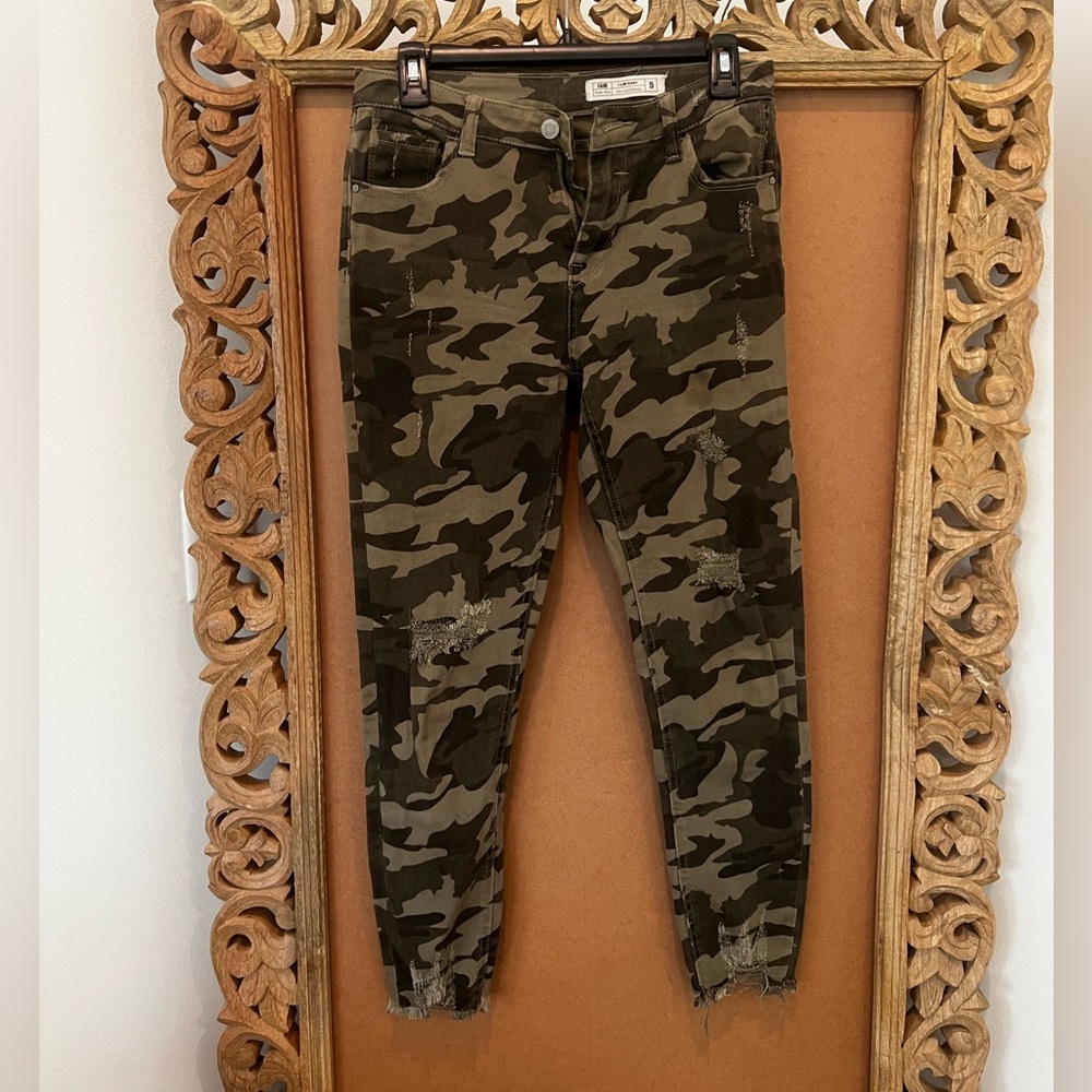 Ripped cami skinny jeans